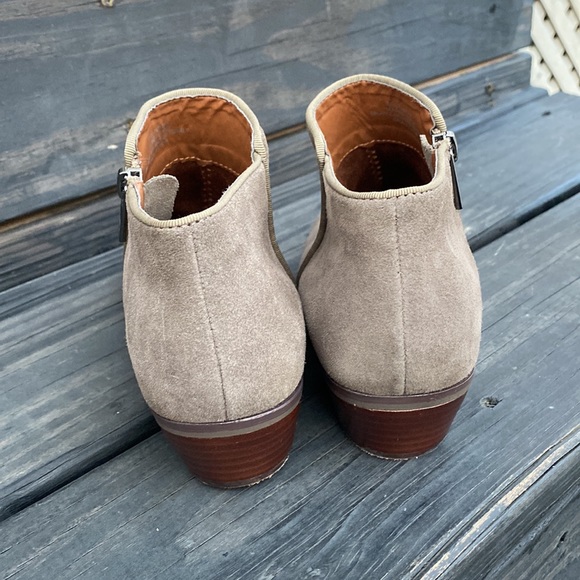 Crown Vintage suede tabitha ankle boot - Picture 4 of 9